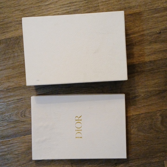 Authentic White Dior Empty Shoe Box. - Picture 4 of 10
